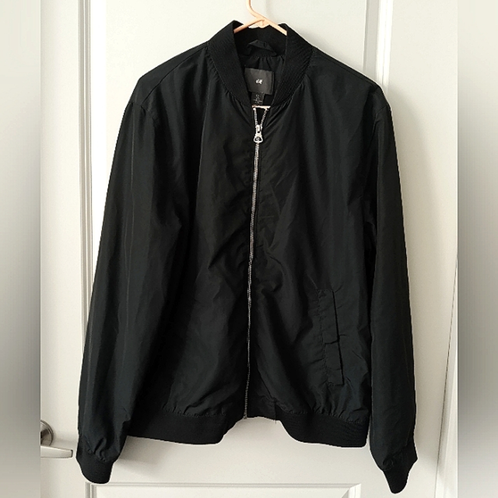 H&M Bomber Jacket black classy sharp